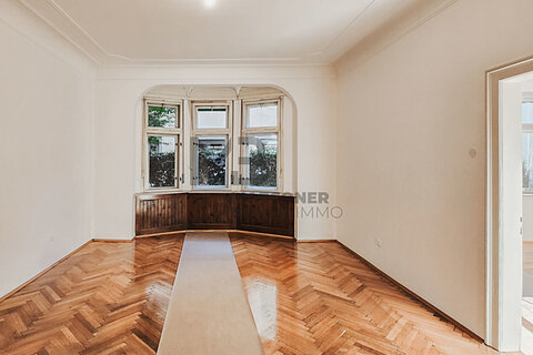 Interessanti e spaziosi superfici abitativi all'interno di mura storiche nel centro di Merano